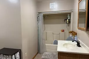 805 S 5th St, Oregon, IL 61061 - Photo 25