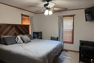 805 S 5th St, Oregon, IL 61061 - Photo 17