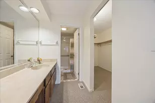 546 Banyon Lane, La Grange, IL 60525 - Photo 17