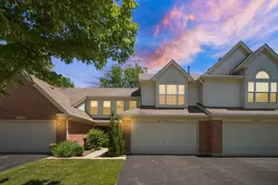 30W033 Princeton Ct, Warrenville, IL 60555 - Photo 1