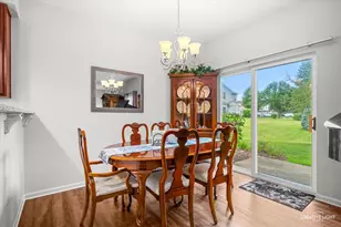 1811 Candlelight Cir, Montgomery, IL 60538 - Photo 7