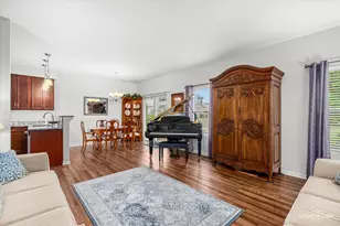1811 Candlelight Cir, Montgomery, IL 60538 - Photo 5