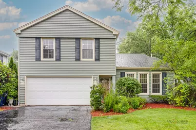715 N Juneway Avenue, Deerfield, IL 60015 - Photo 1