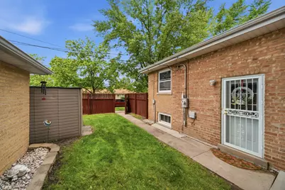 17904 Arcadia Avenue, Lansing, IL 60438 - Photo 23