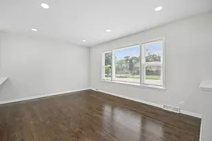 811 East End Ave, Hillside, IL 60162 - Photo 9
