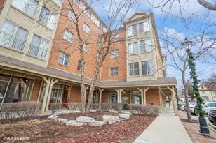100 N Bokelman St, Roselle, IL 60172 - Photo 1