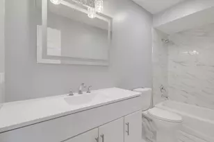 5226 Riverside Dr, Richton Park, IL 60471 - Photo 11