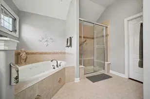 430 Pheasant Hill Dr, North Aurora, IL 60542 - Photo 25