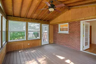 1419 W St James Pl, Arlington Heights, IL 60005 - Photo 17