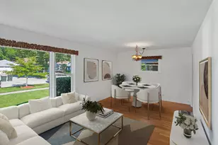 1419 W St James Pl, Arlington Heights, IL 60005 - Photo 3