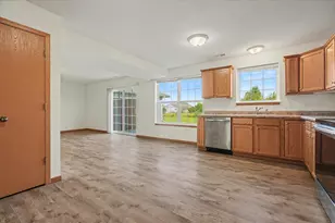 3314 Boulder Ridge Dr, Champaign, IL 61822 - Photo 7