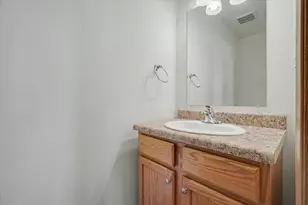 3314 Boulder Ridge Dr, Champaign, IL 61822 - Photo 11