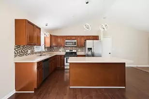 2420 Von Esch Rd, Joliet, IL 60431 - Photo 11