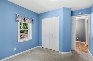 116 Valley Dr, Oakwood Hills, IL 60013 - Photo 13