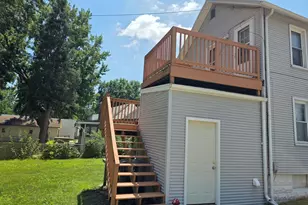 1212 12th Ave, Sterling, IL 61081 - Photo 3