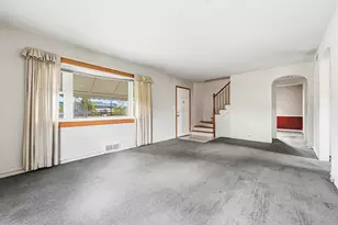 7922 N Waukegan Rd, Niles, IL 60714 - Photo 3