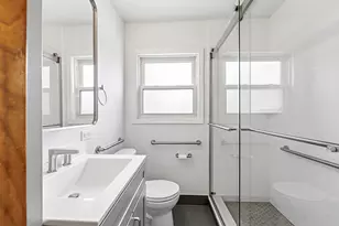 7922 N Waukegan Rd, Niles, IL 60714 - Photo 13