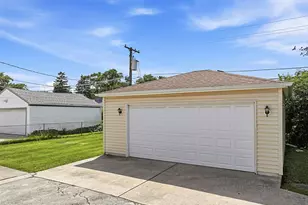 7922 N Waukegan Rd, Niles, IL 60714 - Photo 27