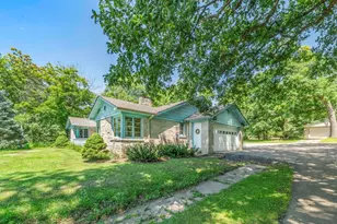 1999 Columbus St, Ottawa, IL 61350 - Photo 3