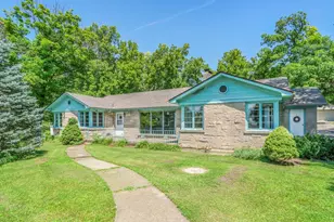 1999 Columbus St, Ottawa, IL 61350 - Photo 1