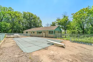 1999 Columbus St, Ottawa, IL 61350 - Photo 9