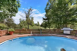 319 Deer Lake Dr, Hainesville, IL 60030 - Photo 33