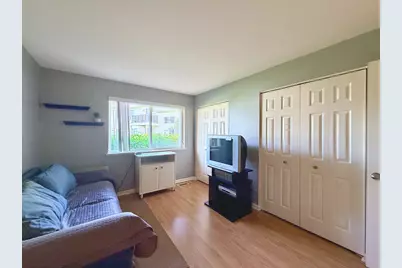 1150 Hawthorne Lane #1150, Elk Grove Village, IL 60007 - Photo 11