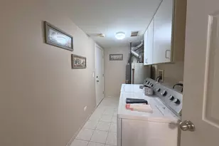 1150 Hawthorne Ln, Elk Grove Village, IL 60007 - Photo 17