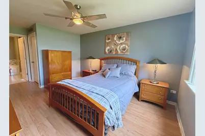 1150 Hawthorne Lane #1150, Elk Grove Village, IL 60007 - Photo 13