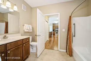 2220 Founders Dr, Northbrook, IL 60062 - Photo 13