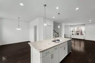 821 W Chase Ln, Palatine, IL 60067 - Photo 9