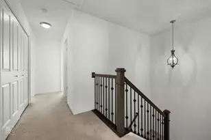 821 W Chase Ln, Palatine, IL 60067 - Photo 15