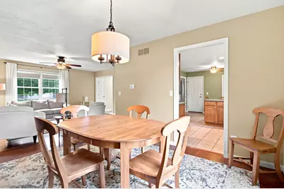 613 Sycamore Drive, Saint John, IL 61873 - Photo 11