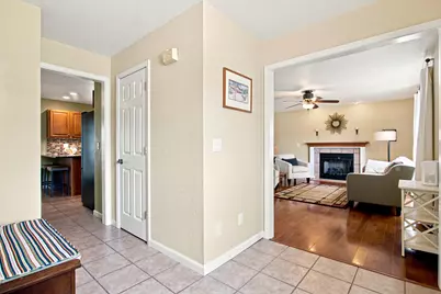 613 Sycamore Drive, Saint John, IL 61873 - Photo 5