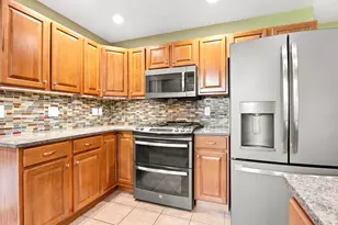613 Sycamore Dr, Saint John, IL 61873 - Photo 15
