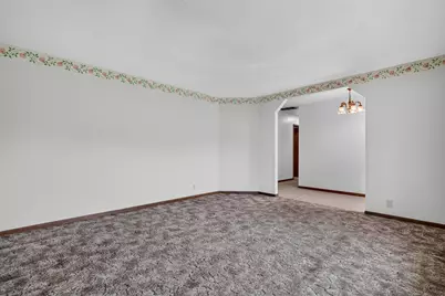 307 W Lincoln Avenue, Gardner, IL 60424 - Photo 5