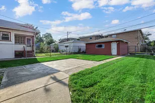 11924 Longwood Dr, Blue Island, IL 60406 - Photo 19
