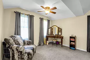 11924 Longwood Dr, Blue Island, IL 60406 - Photo 13