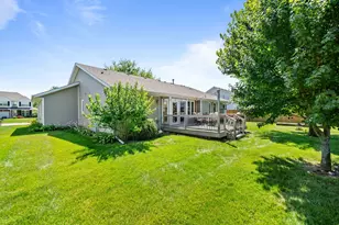 219 Acorn Dr, Poplar Grove, IL 61065 - Photo 39