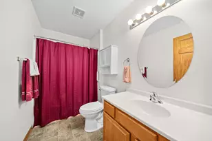 219 Acorn Dr, Poplar Grove, IL 61065 - Photo 29