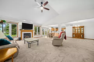 219 Acorn Dr, Poplar Grove, IL 61065 - Photo 9