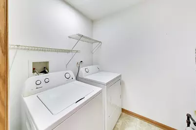 131 Springbrook Trail S, Oswego, IL 60543 - Photo 23