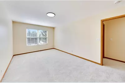 131 Springbrook Trail S, Oswego, IL 60543 - Photo 15