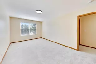 131 Springbrook Trail S, Oswego, IL 60543 - Photo 15