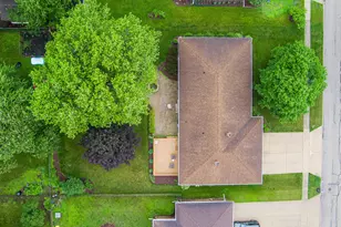 1811 Park Ave, Sycamore, IL 60178 - Photo 5