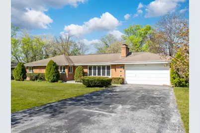404 Tomah Avenue, Prospect Heights, IL 60070 - Photo 1