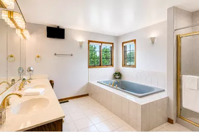 6904 Irish Court, Darien, IL 60561 - Photo 37