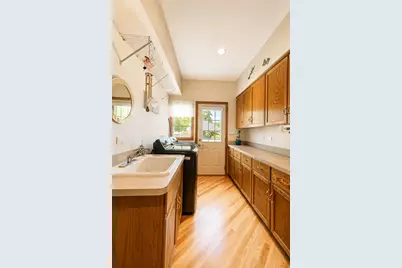 6904 Irish Court, Darien, IL 60561 - Photo 33