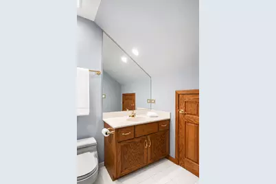 6904 Irish Court, Darien, IL 60561 - Photo 43