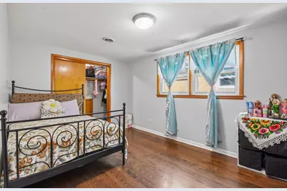 5011 S Kilbourn Avenue, Chicago, IL 60632 - Photo 19
